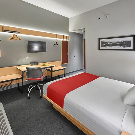 City Express By Marriott Saltillo Sur Exterior foto