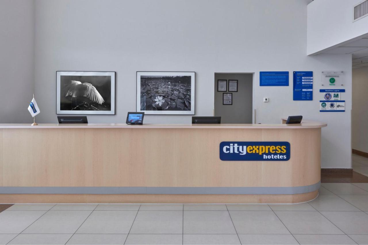 City Express By Marriott Saltillo Sur Exterior foto